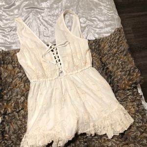 White lace tie up romper